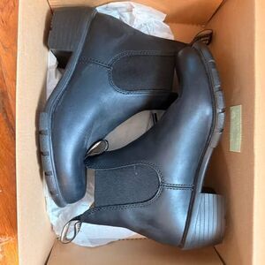 NWT Blundstone 1671 Women’s Heeled Black Leather Boots